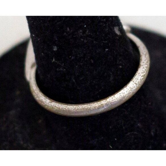 Size 7 1/2, Vintage Silver Tone Art Nouveau Elven Floral Ring by Avon - A26 - Picture 3 of 4